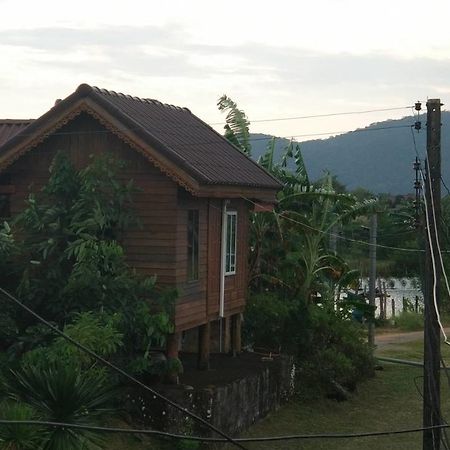 Baan Pak Phutawan Resort Ban Ban Takat Ngao Extérieur photo