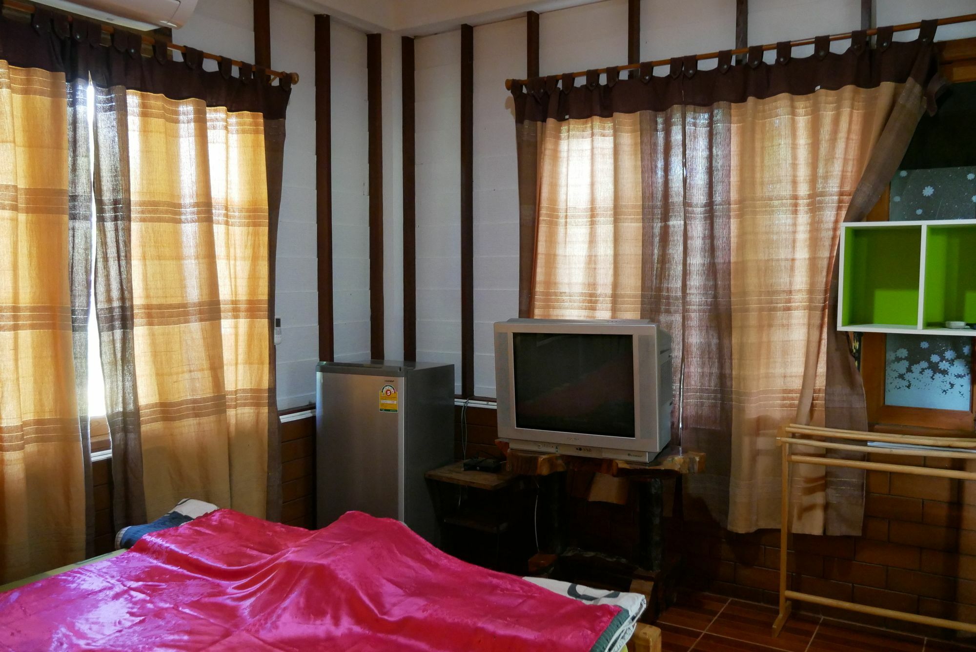 Baan Pak Phutawan Resort Ban Ban Takat Ngao Extérieur photo